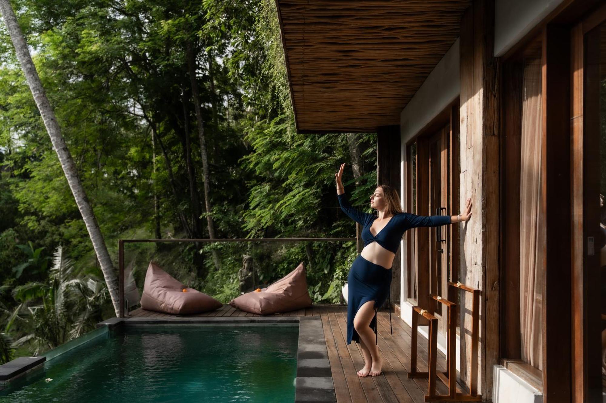 Ubud Riverside Villa Exterior photo
